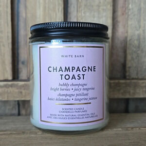 White Barn Champagne Toast Candle 7 Oz